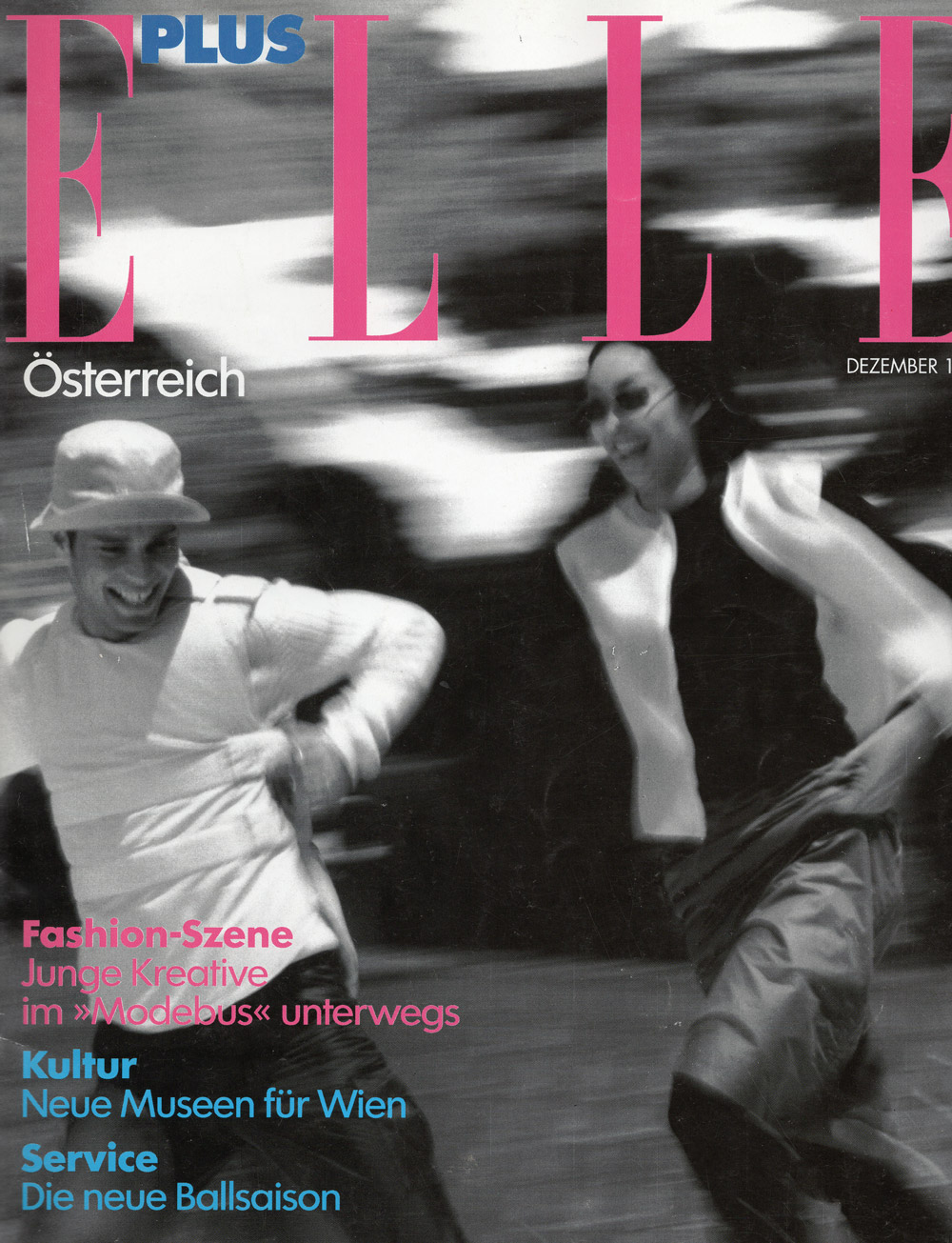 elle-at-cover